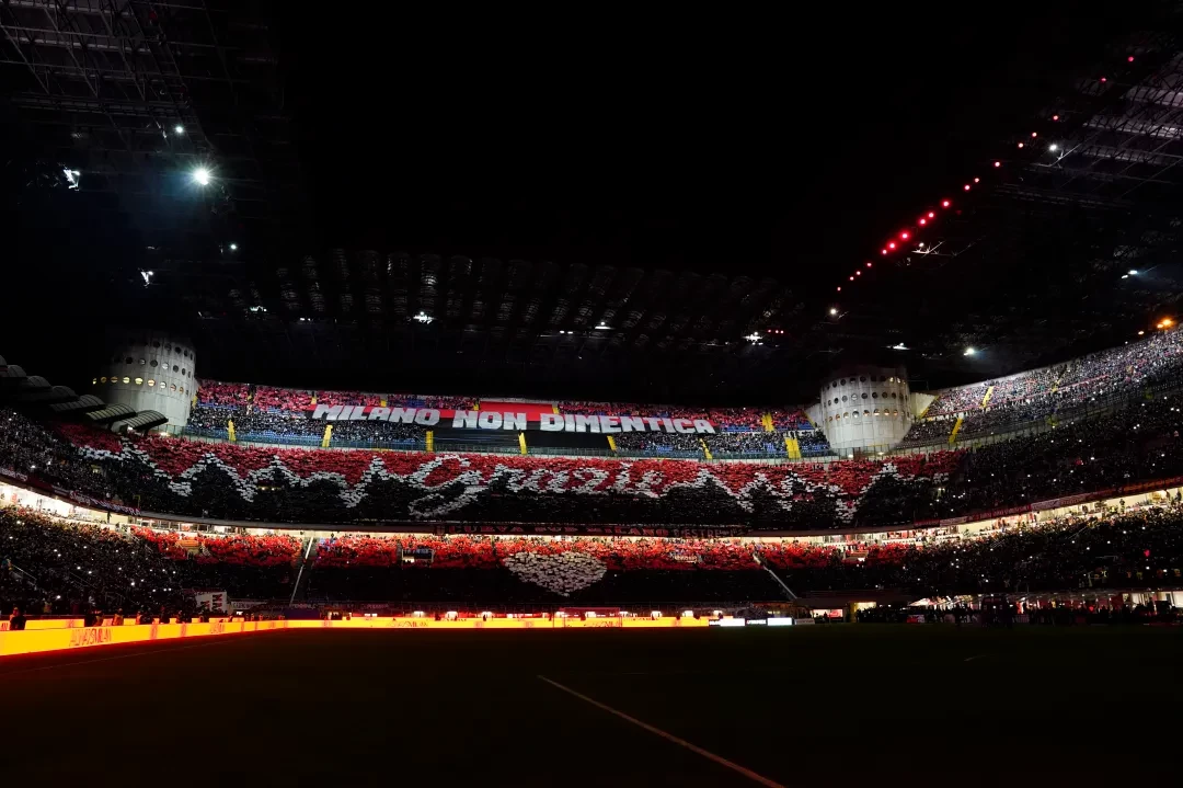 Derby Milan luôn bùng nổ với những màn Tifo ngoạn mục. Ảnh: Getty Images.