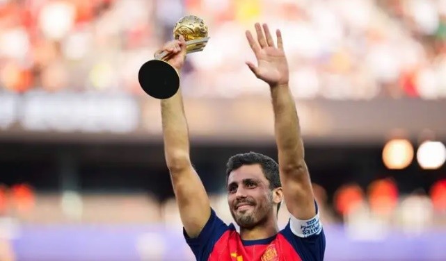 Nếu gia nhập Barca, Rodri sẽ tái hợp với 8 ngôi sao tuyển Tây Ban Nha. Ảnh: Getty.