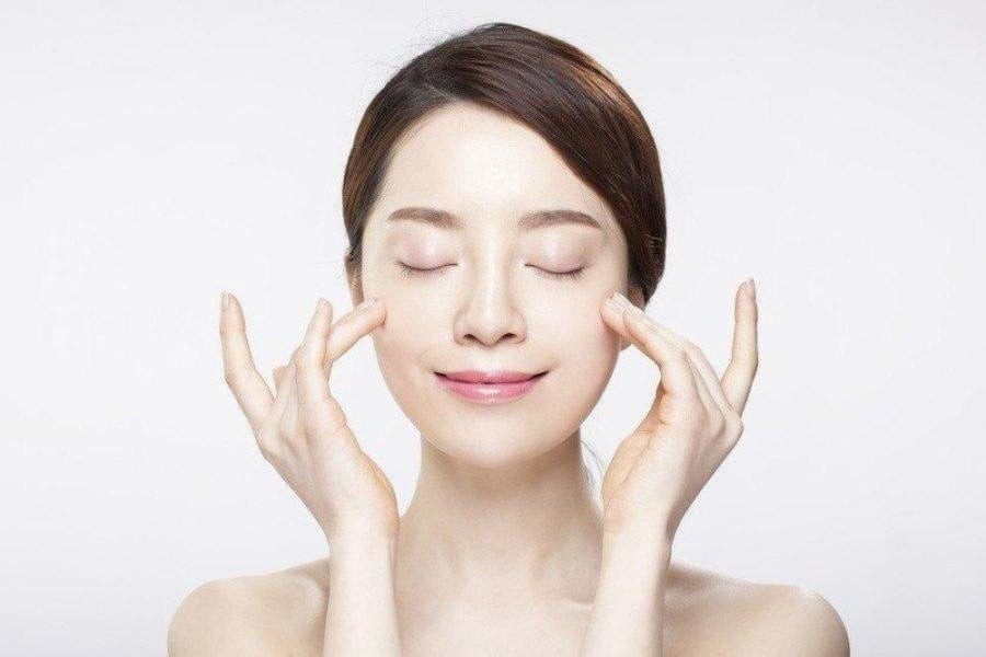 Thay vì tìm kiếm những thực phẩm đắt tiền, việc duy trì bữa ăn đầy đủ và đúng giờ mới là điều tạo nên sự khác biệt lâu dài.