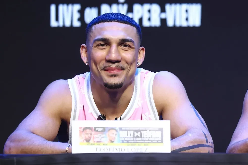 Teofimo Lopez và Rolly Romero tại buổi họp báo