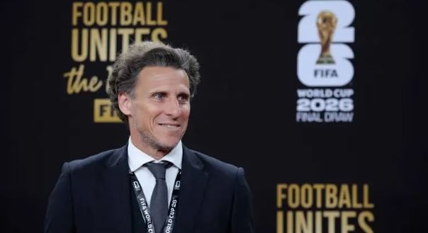 Forlan được đặt nhiều kỳ vọng. Ảnh: Getty Images.
