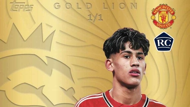 JJ Gabriel nhận thẻ bằng vàng. Ảnh: Topps