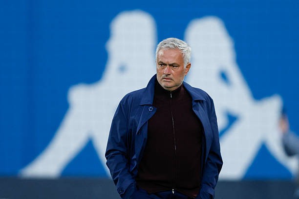Jose Mourinho có lẽ sẽ không hài lòng nếu Rodri tới Barcelona. Ảnh: Getty Images