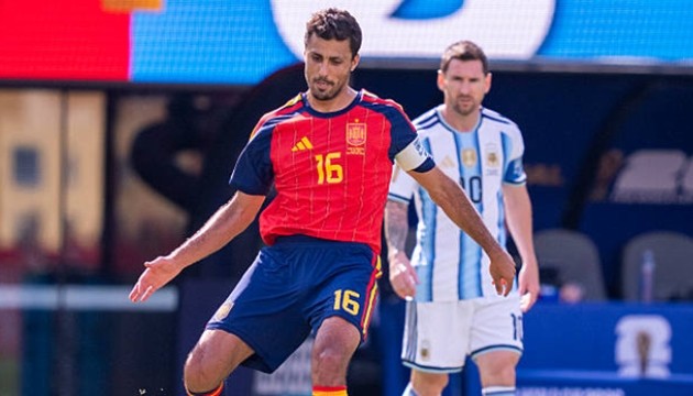 Mất Rodri là đòn đau với Real Madrid. Ảnh: Getty Images