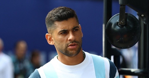 Barca gia nhập cuộc đua giành Romero. (Ảnh: Getty Images)