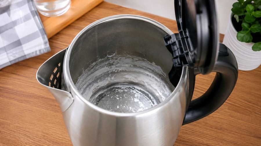 Cặn trắng ấm siêu tốc có gây hại không?
