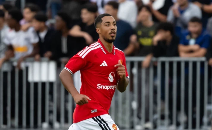 Youri Tielemans thi đấu ấn tượng trước PSG. Ảnh: Getty.
