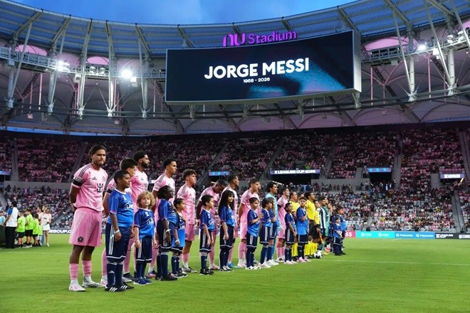 SVĐ tưởng niệm cha của Messi. Ảnh: BTC Leagues Cup.
