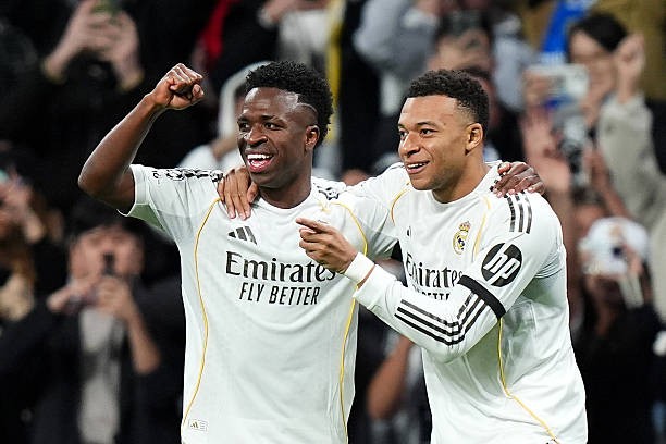 Vinicius và Mbappe vẫn sẽ là hai hạt nhân trên hàng công của Real Madrid. Ảnh: Getty Images. 