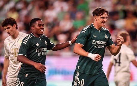 Espi ghi điểm với Mourinho. Ảnh: Getty.
