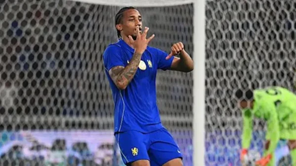 Joao Pedro khiến các CĐV Chelsea phát cuồng sau đú đúp vào lưới AC Milan. Ảnh: Getty Images