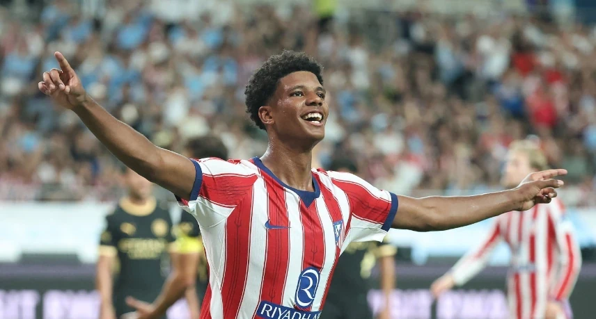 Jorge Dominguez mở tỷ số cho Atletico Madrid. Ảnh: Getty.