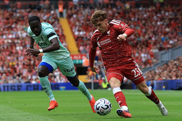 Munoz để lại nhiều ấn tượng trong ngày ra mắt Liverpool. Ảnh: Getty Images. 