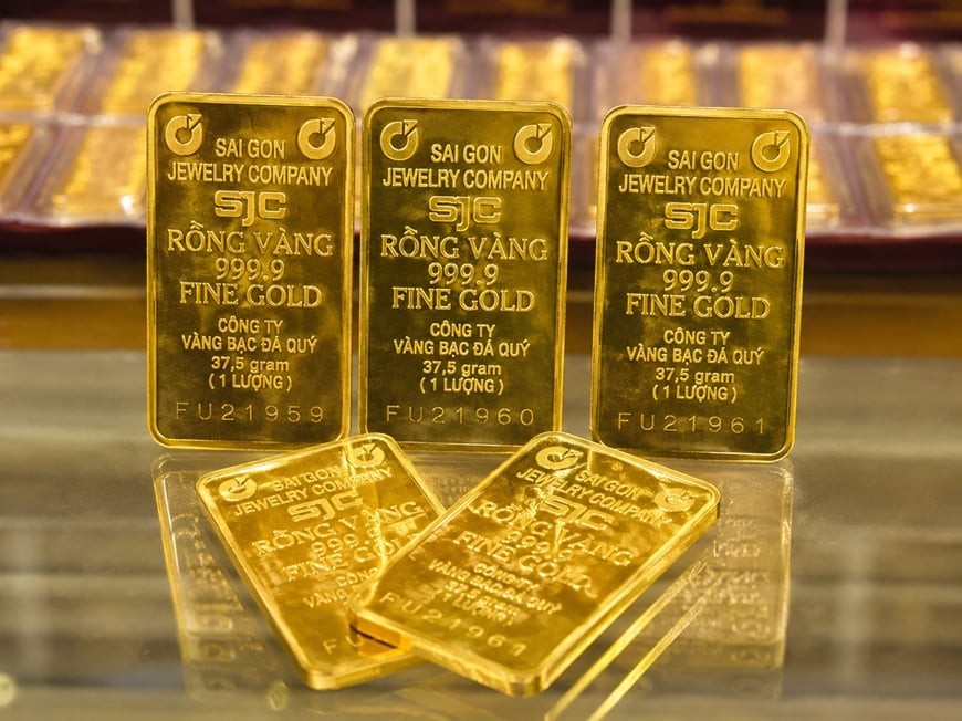 Lực mua tăng mạnh trong phiên cuối tuần đã đẩy giá vàng trong nước lên mức cao chưa từng có.

