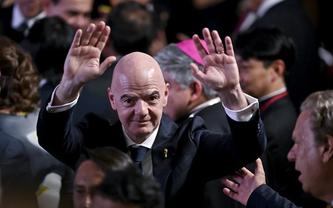 Infantino đối diện với nhiều cáo buộc cùng lúc. Ảnh: Getty.