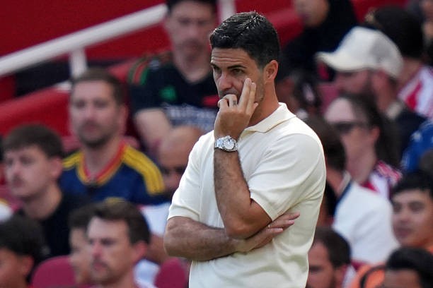 Mikel Arteta sẽ phải sớm giải quyết các vấn đề của Arsenal. Ảnh: Getty Images