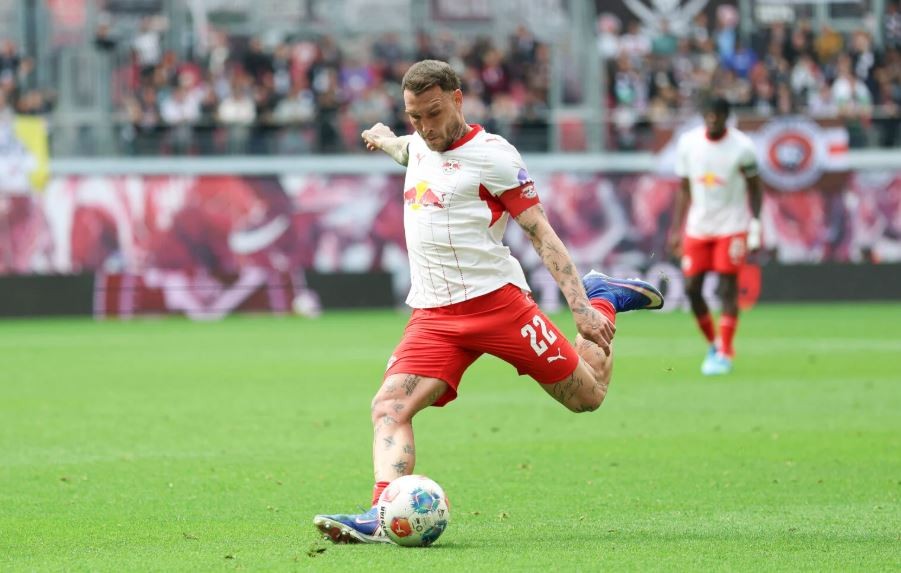  David Raum của RB Leipzig được liên kết với MU. Ảnh: Getty Images.