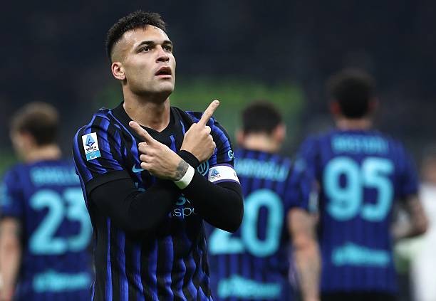 Barca khó chiêu mộ Martinez. Ảnh: Getty Images. 