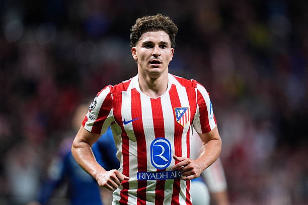 Julian Alvarez được cho là muốn rời Atletico Madrid. Ảnh: Getty Images