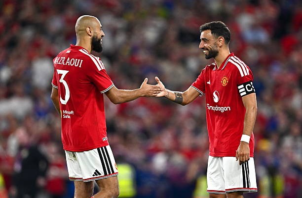  Noussair Mazraoui là người chốt hạ chiến thắng cho MU trên loạt đấu súng. Ảnh: Getty Images.