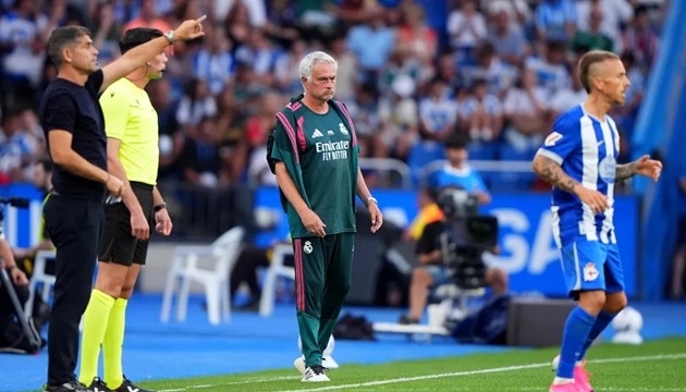 Jose Mourinho tin rằng mọi thứ chỉ thực sự khởi đầu từ tuần tới. Ảnh: Getty Images