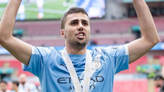 Man City tiếp tục đàm phán giá cả với Barca về Rodri. (Ảnh: Getty Images)
