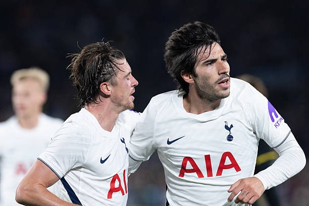 Sandro Tonali gây ấn tượng trong màu áo Tottenham Hotspur. Ảnh: Getty Images