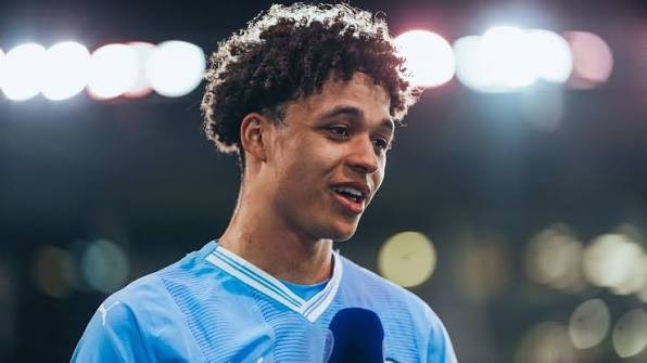 Alleyne tạm rời khỏi Etihad. Ảnh: Manchester City. 