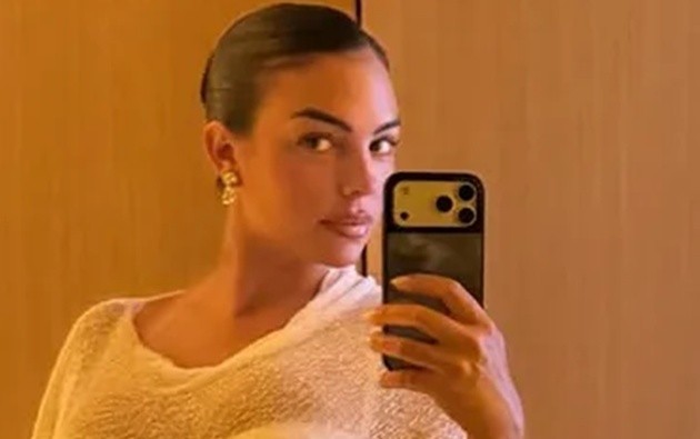 Georgina Rodriguez đã đăng ảnh mà không đeo nhẫn cưới. (Ảnh: Instagram Georgina)