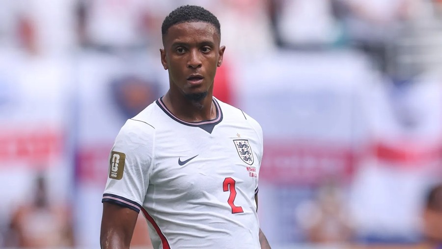 Ezri Konsa được cho là một trong những mục tiêu chuyển nhượng của Arsenal. Ảnh: Aston Villa FC.