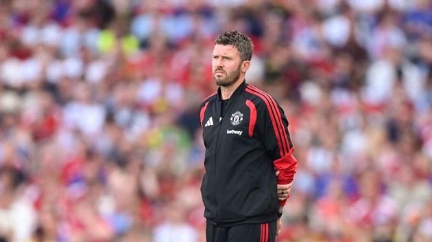 Michael Carrick rất được mong đợi ở mùa giải 2025/