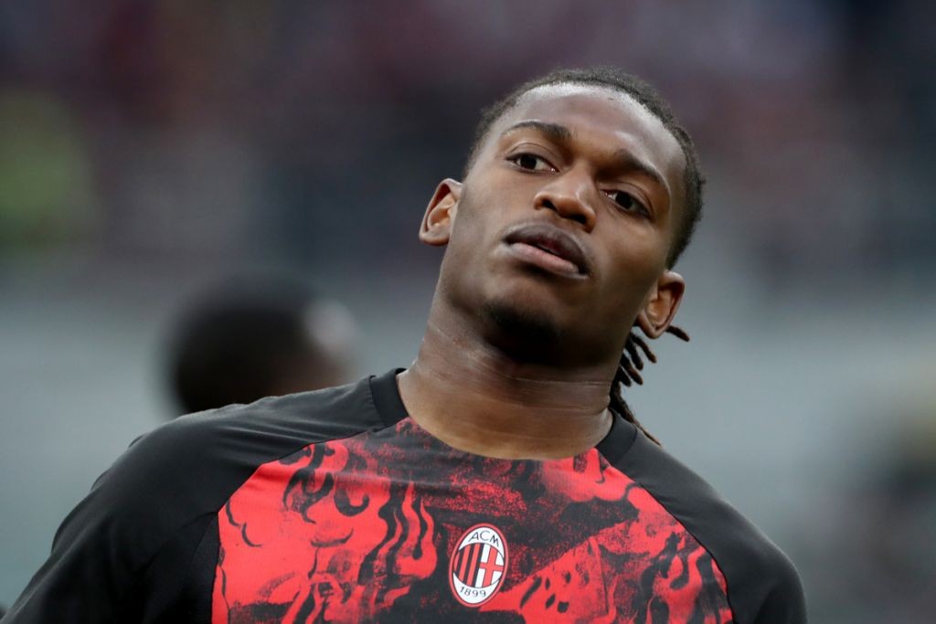  Leao bị đồn gây mâu thuẫn ở Milan.