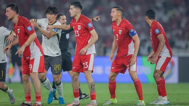  Indonesia có nhiều cầu thủ nhập tịch chất lượng. Ảnh: Bola.