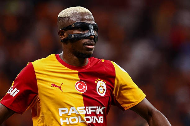 Victor Osimhen chưa chắc phù hợp với Arsenal. Ảnh: Getty Images