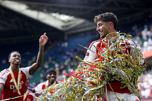 Kai Havertz – 7 điểm: Khả năng di chuyển không bóng tuyệt vời giúp anh nhân đôi cách biệt cho Arsenal. Tiền đạo người Đức chọn vị trí chuẩn xác trong vòng cấm loại bỏ Dias và đánh đầu cận thành mà gần như không cần phải bật nhảy.
