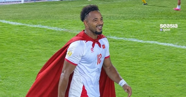 Xuân Son phá lưới Malaysia khiến CĐV Đông Nam Á phát sốt. Ảnh: SEASIA GOAL