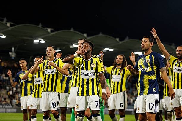 Fenerbahce có lợi thế sân nhà ở trận lượt đi vòng play-off Champions League. Ảnh: Getty Images