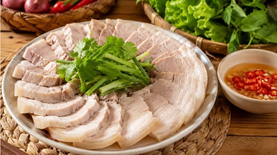 Một vài lưu ý giúp món thịt luộc mềm mọng ngọt hơn