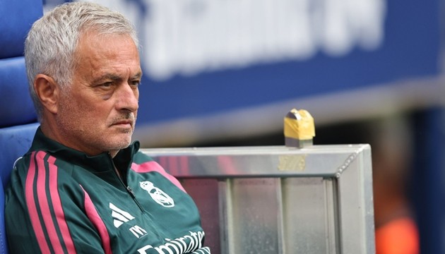 Jose Mourinho rất dứt khoát trong vấn đề nhân sự. Ảnh: Getty Images