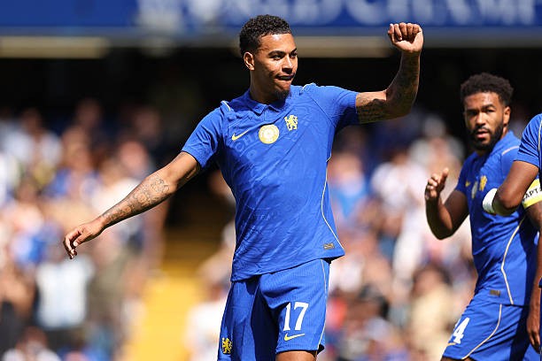 Rogers hoàn toàn phù hợp với hệ thống của Alonso. Ảnh: Getty Images. 