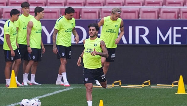 Atletico Madrid tập luyện trước thềm trận mở màn La Liga 2026/27. Ảnh: Getty Images