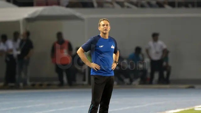 HLV Thomas Dooley có nhiều năm kinh nghiệm với bóng đá Đông Nam Á. Ảnh: Bola.