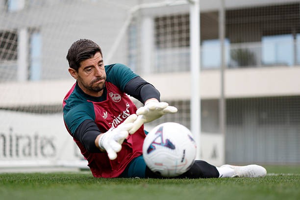 Đã đến lúc Real tìm người kế nhiệm Courtois. Ảnh: Getty Images. 