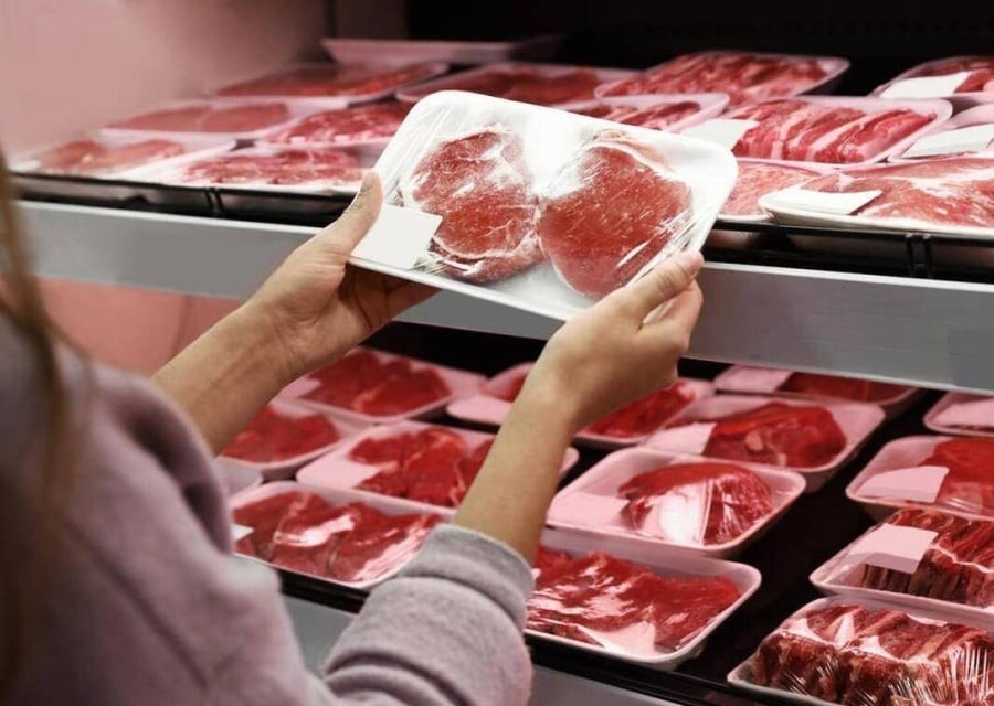Mua thịt bò có phải cứ chọn miếng đỏ - mềm thì ngon?