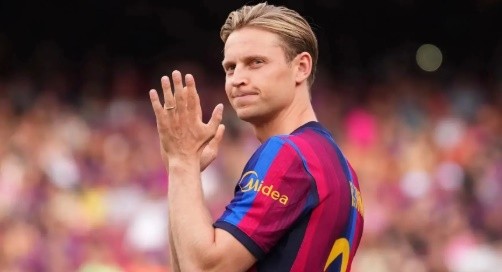 Juve đang quan tâm De Jong. Ảnh: Getty.