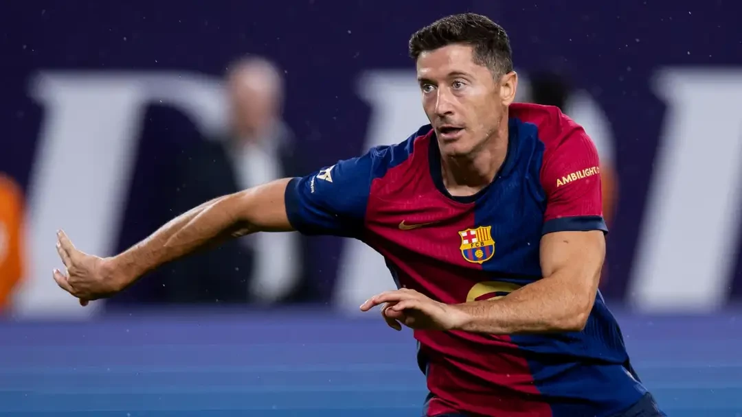 Lewandowski trở thành biểu tượng của nghệ thuật săn bàn hiện đại. Ảnh: Getty.