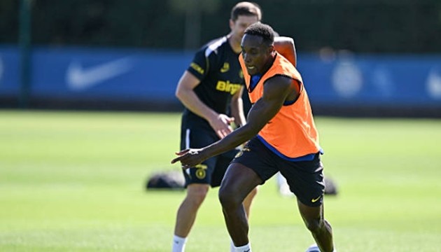 Danny Welbeck đã phải tập riêng. Ảnh: Getty Images