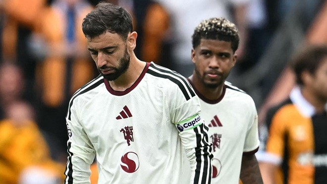 Bruno Fernandes - 6,2. Đội trưởng của MU trông có vẻ mệt mỏi sau kỳ World Cup. Anh thi đấu bế tắc và chỉ để lại dấu ấn bằng một cú sút xa cầu may từ khoảng cách 30m trong hiệp hai.