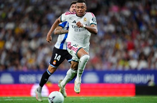 Kylian Mbappe – 7.1: Dù sở hữu nhiều cơ hội dứt điểm nhưng Mbappe lại tỏ ra thiếu duyên ghi bàn trong trận đấu này. Tuy vậy, những pha di chuyển không bóng của anh đã thu hút hậu vệ, tạo khoảng trống cho các đồng đội lập công.