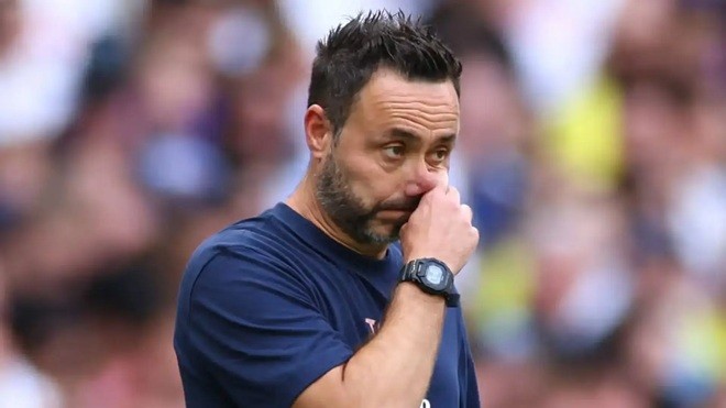 Tottenham đã thua đậm ngày ra quân. Ảnh: Getty.